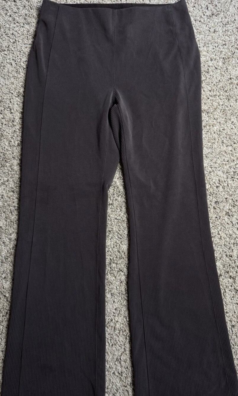 Lululemon Ribbed Softstreme Flared Pant Length 33”. Size 12 Color: Graphite Grey
